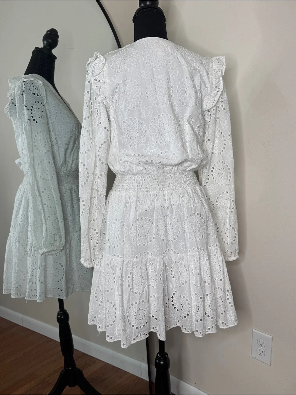Lilly Pulitzer Taviana Eyelet Dress Circle Bloom Eyelet White Size 8